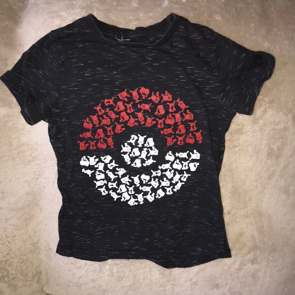 Vanilla underground Pokémon tee 5-6 years 💕